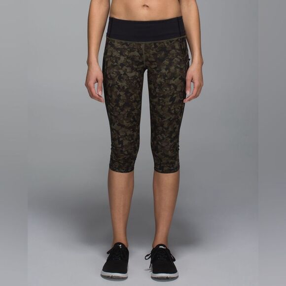 Lululemon Run Top Speed Crop Full-On Luxtreme Mystic Jungle Fatigue camo 4 - Picture 1 of 7